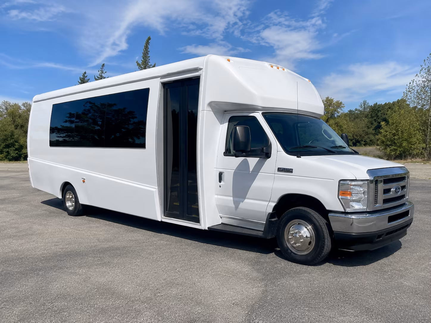 Bowling Green Winery Tour & Pub Crawl Transportation