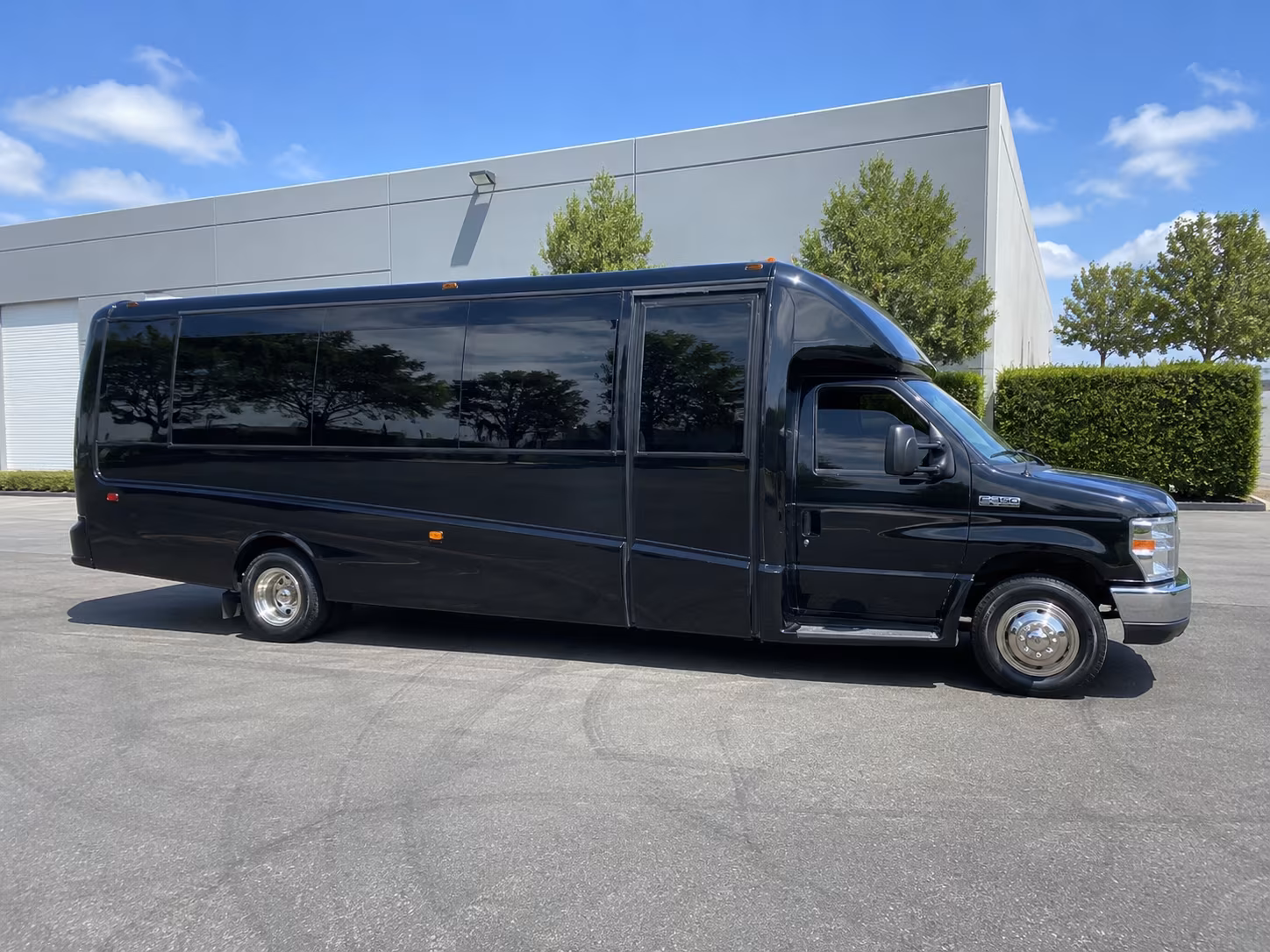 Clarksville Party Bus Rental