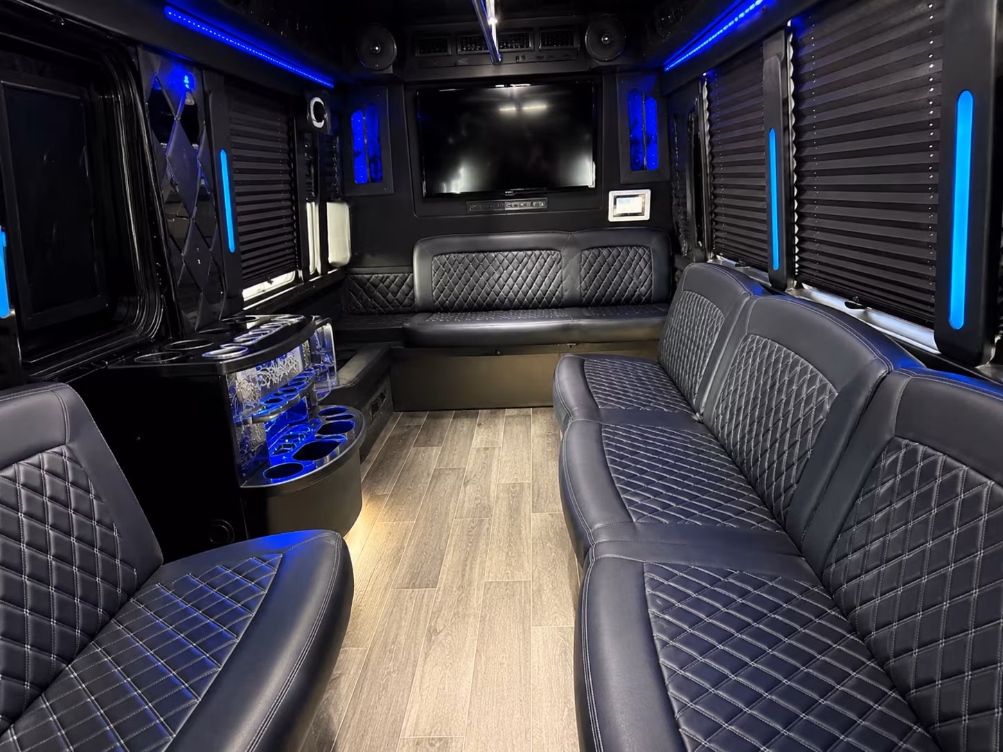 Huntsville Winery Tour & Pub Crawl Transportation