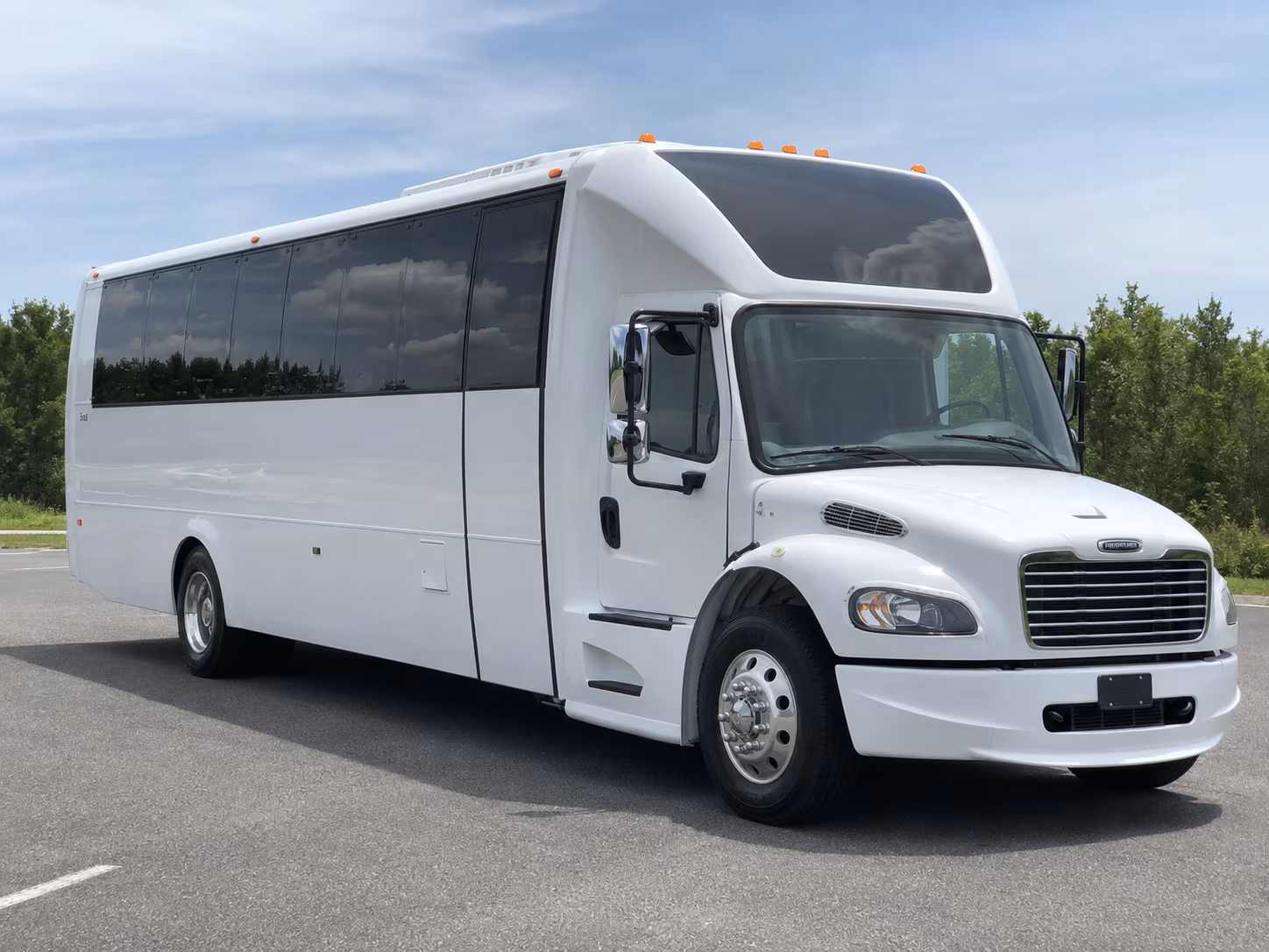 Nashville Bachelor & Bachelorette Transportation party bus exterior