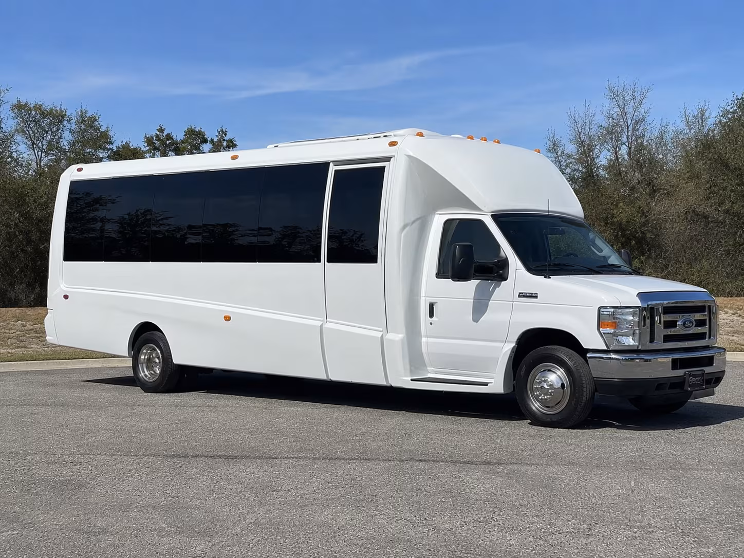 Nashville Prom & Homecoming Transportation onboard seating