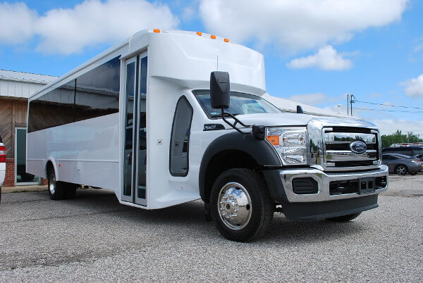Murfreesboro 18 Passenger Limo Bus